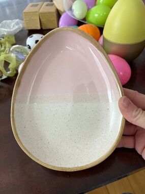 Easter Egg Plate Pink